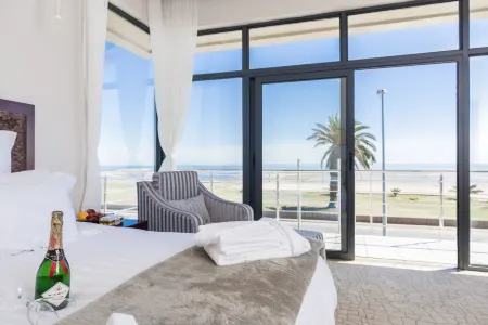 Flamingo Villas Boutique Hotel