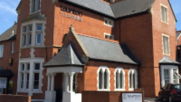 Taunton House Hotel