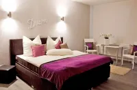Pension Casamia Hotel a Neuhausen
