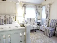 Wall Hill Farm Hotels in Frodsham