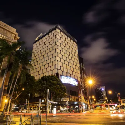 Mercure Brisbane King George Square Hotel berhampiran Dataran Raja George