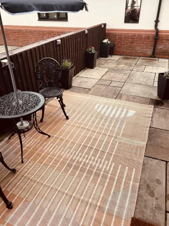 Claverley Hideaway Sleeps 2 with Patio Отели в г. Уольверхэмптон