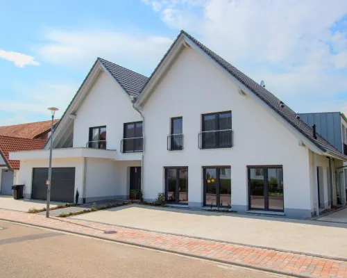 펜션 이본 - 슈피리어 러스트 호텔