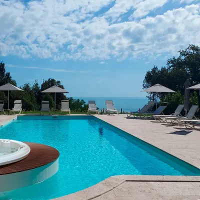 Villa Lattanzi Hotels near Ricreatorio San Carlo