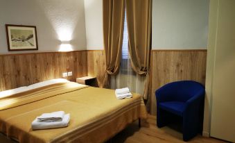 New Alexander Hotel
