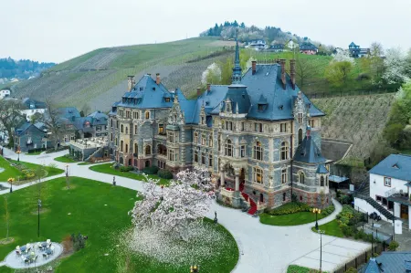 Schloss Lieser, Autograph Collection Отели рядом с достопримечательностью «Golden Nugget»