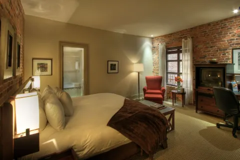 Hotel Nelligan