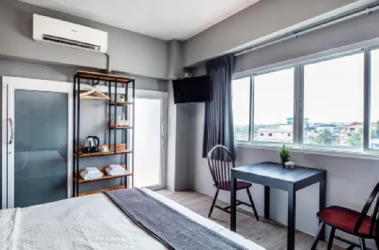 Penyos Service Apartment Hotel berhampiran Bangkok Thonburi University