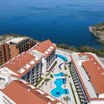 Ramada Hotel & Suites by Wyndham Kusadasi Hotel Exterior