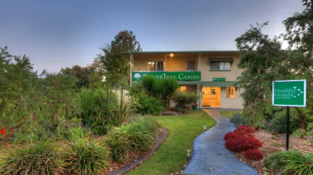 PepperTree Cabins, Kingaroy Отели в г. Кингарой