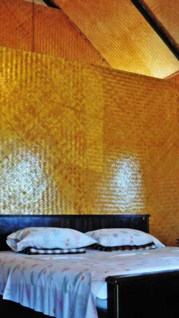 บังกะโลสแตนดาร์ดพร้อมพัดลมและฝักบัวน้ำอุณหภูมิห้อง