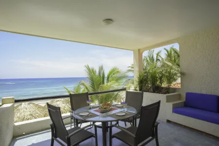 Aquatech Villas DeRosa Resort