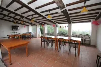 Albergo Montechiari فنادق في Montopoli in Val d'Arno