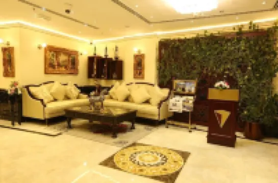 La Villa Palace Hotel