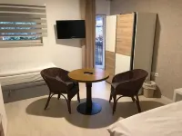 Hotel Zum Weinberg Các khách sạn ở Konigslutter am Elm