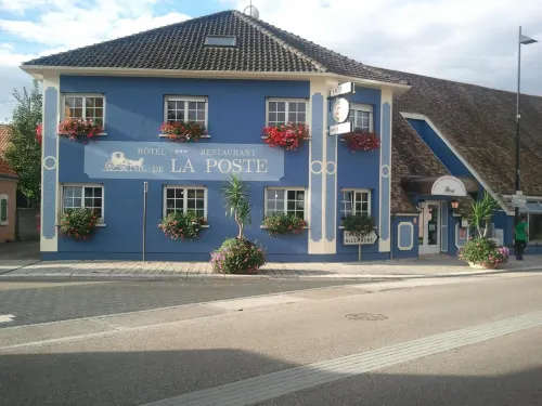 Hotel Restaurant de La Poste Mulhouse Ottmarsheim - ที่มีที่จอดรถ