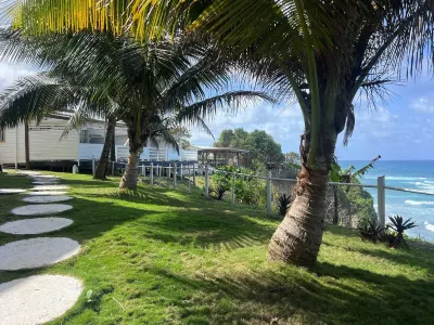 The Sea Cliff Hotel Resort & Spa Отели в г. 