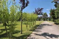 Fruit Village Torre Dell'Orso la Brunese