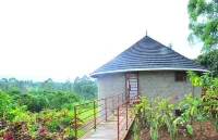 Koi Koi, Fort Portal - ที่มีบาร์
