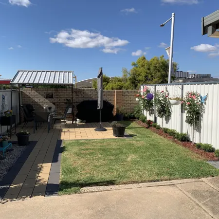 Cowra Crest Motel