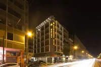 Hotel @Syngrou Fix Hotels near National Museum of Contemporary Art Αthens (ΕΜΣΤ)