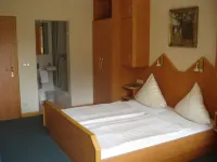 Eifel Hotel Lamberty Hotels near Daufenbach