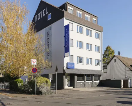 ディ シュラフブドゥ ヴェッセリンクのホテル