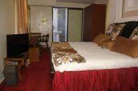 The Hotel Eagles Tala Hoteles en Tala