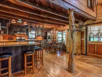 Butterfly Hollow B&B Hotels in Smith County