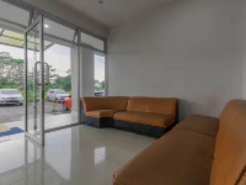 เรดดอร์ซ อพาร์ทเมนท์ แอท ดรามากา ทาวเวอร์ โรงแรมในDramaga