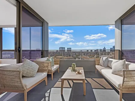 Kozyguru | Wentworth Point | 2B Apt+Free Parking