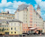 Rosso Riva Hotel โรงแรมใกล้ครูติตสโกเย โพดโวรีย