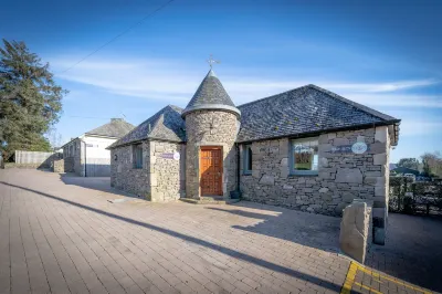 Oak Tree Inn Hotels in Balmaha