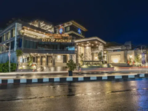 阿文圖斯城市飯店-登巴薩 登巴薩附近的飯店