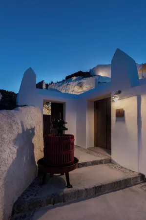 Kanava Cave Winery Villa