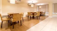 Apto Vista Beira-Mar | Pé na Areia | Barra Bali | Destino Bsm 214 - Homestays