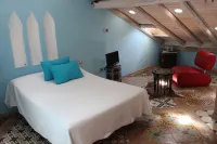 Hotel la Boheme - balcony