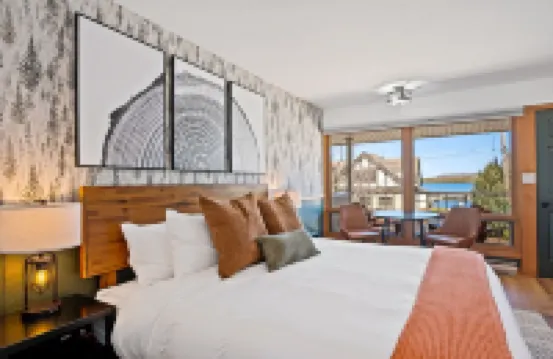 雲杉海岸汽車旅館