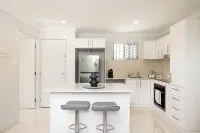 Smart Suites Self Check-in Apartments - 35A Freney Hotels in Rocklea