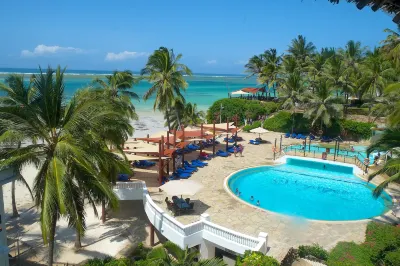 Voyager Beach Resort Hotel dekat Masjid Umar Bin Khattab
