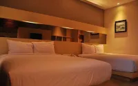 Emerald Hotel Pangandaran
