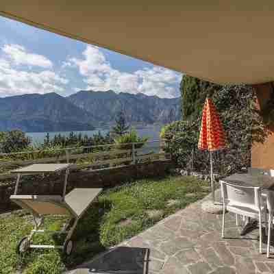 Residence Parco Lago di Garda Hotel Exterior