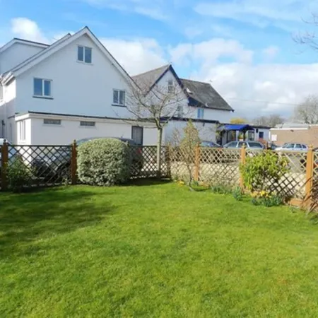 Penny Farthing Hotel & Cottages