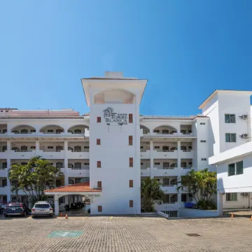 Torreblanca Beach Hotel and Suites Guayabitos - Desayuno y Comida Incluido