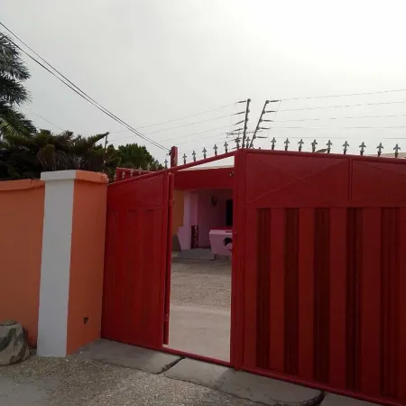 Obiba J.k Guesthouse