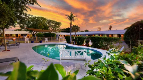 Riverland Motor Inn Hotels in Saint George