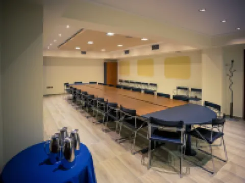 塞薩洛尼基阿瓦隆機場酒店 塞爾米酒店