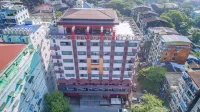 H Plus Hotel Yangon Hotel di Yangon