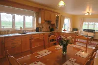 Burkes Holiday Cottages