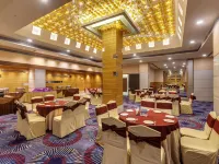 Golden Tulip New Delhi - Hari Nagar Hotels near World Development Foundation